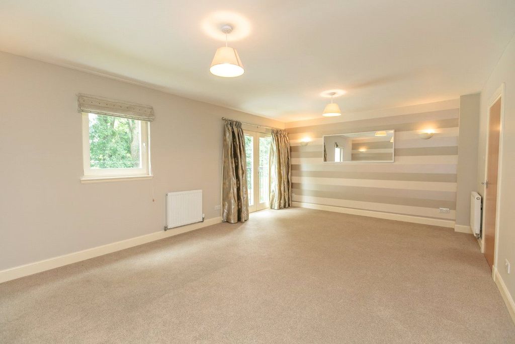 Property photo 3 of 20 Picture No. 02
