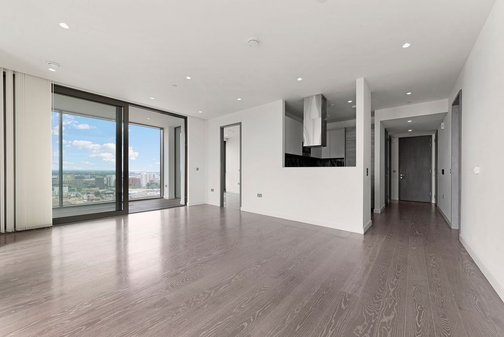 Property photo 2 of 18 2.Jpg