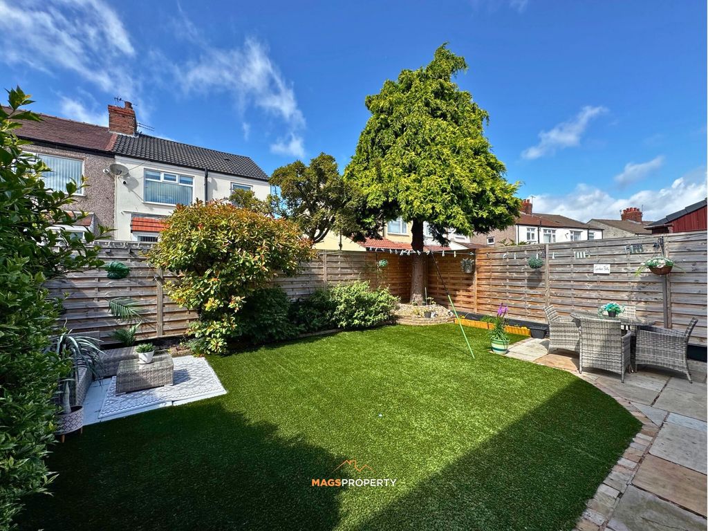 Property photo 2 of 18