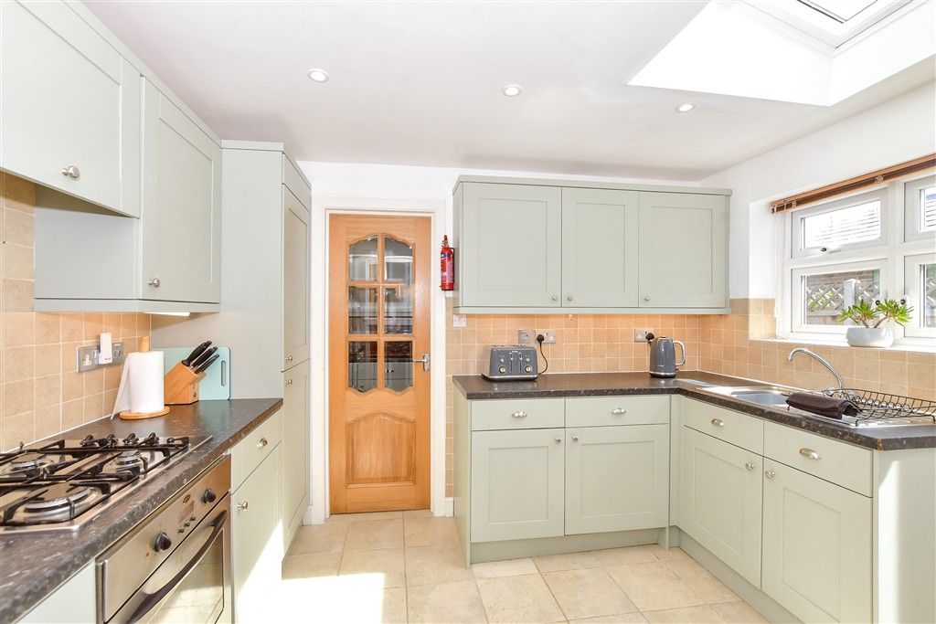 Property photo 1 of 15 Kitchen