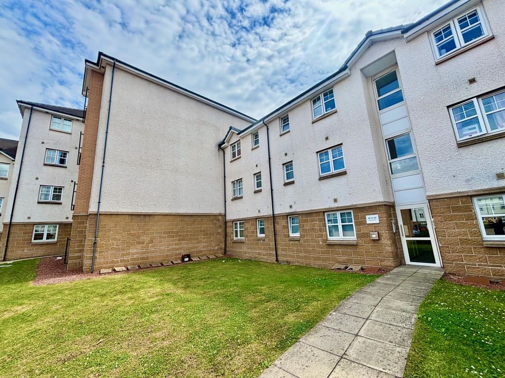 Property photo 1 of 3