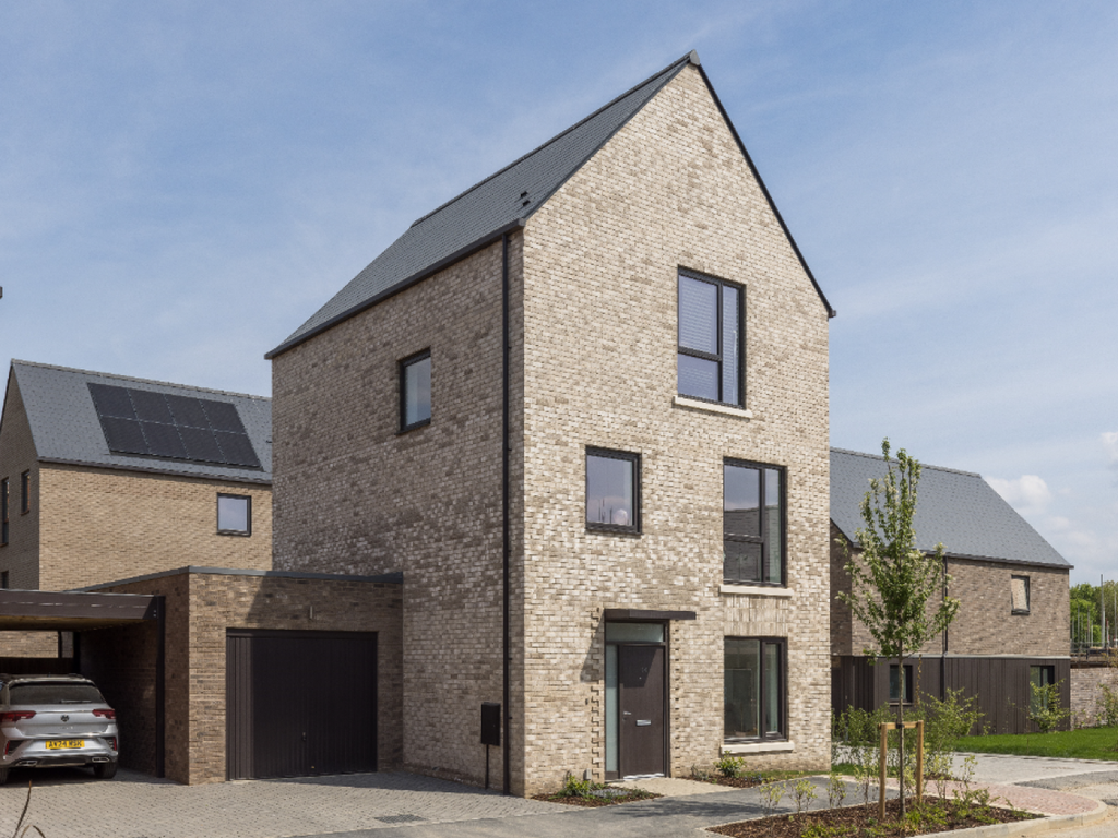 Property photo 1 of 9 The Mulberry, Number 366