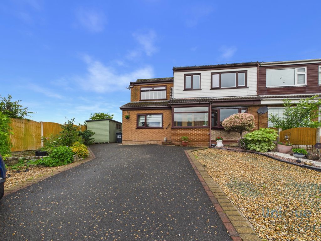 Property photo 1 of 52