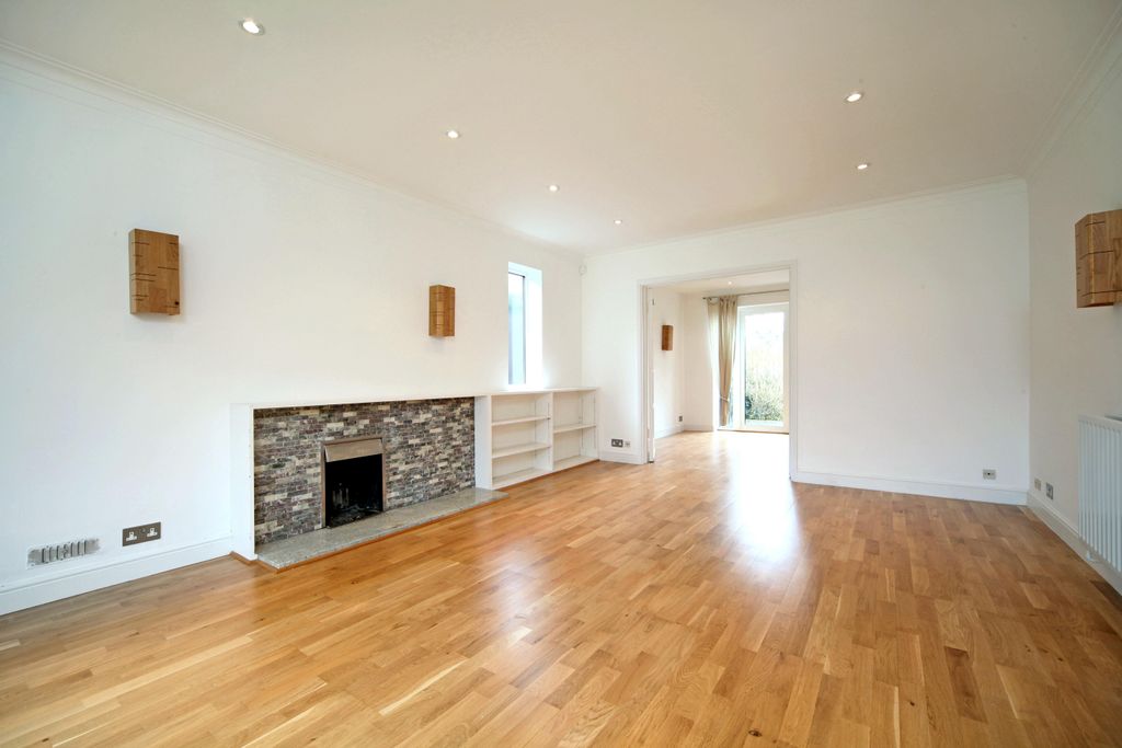 Property photo 2 of 12 Living Room