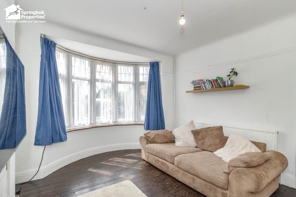 Property photo 2 of 14 Image 2