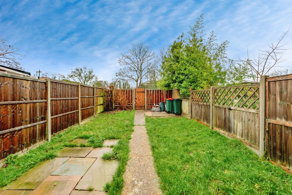 Property photo 3 of 15