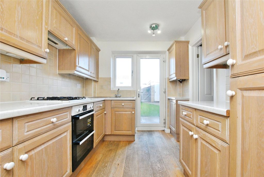 Property photo 2 of 9 Picture No. 07