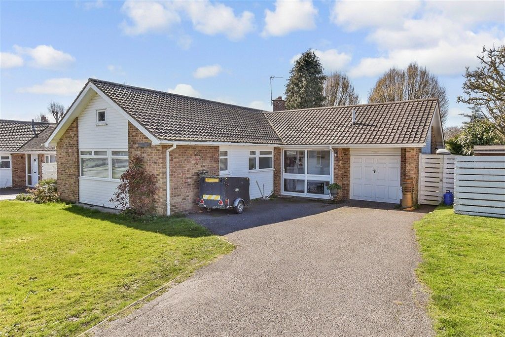 Property photo 1 of 9 Front (Web)