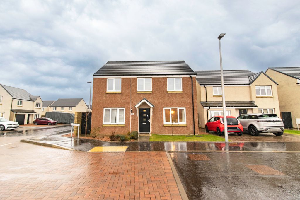 Property photo 1 of 29 Front Exterior