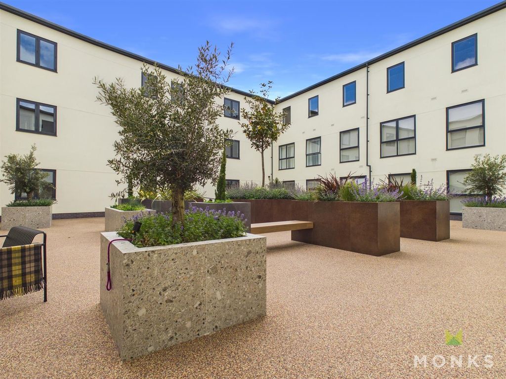 Additional image 34 of 2 bed flat for saleThe Penthouse, Old Coleham Court, Shrewsbury SY3