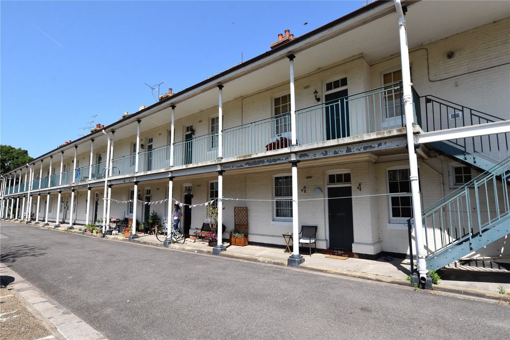 Property photo 3 of 11 Picture No. 08