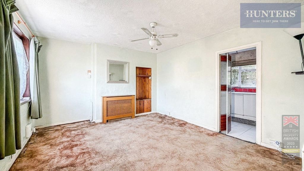 Property photo 3 of 15 Pbox-Img.Jpg