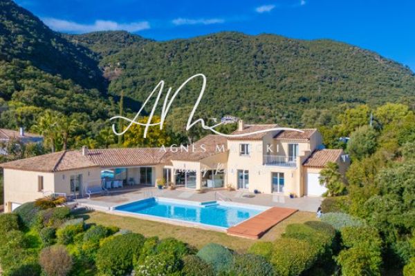 Property photo 1 of 3