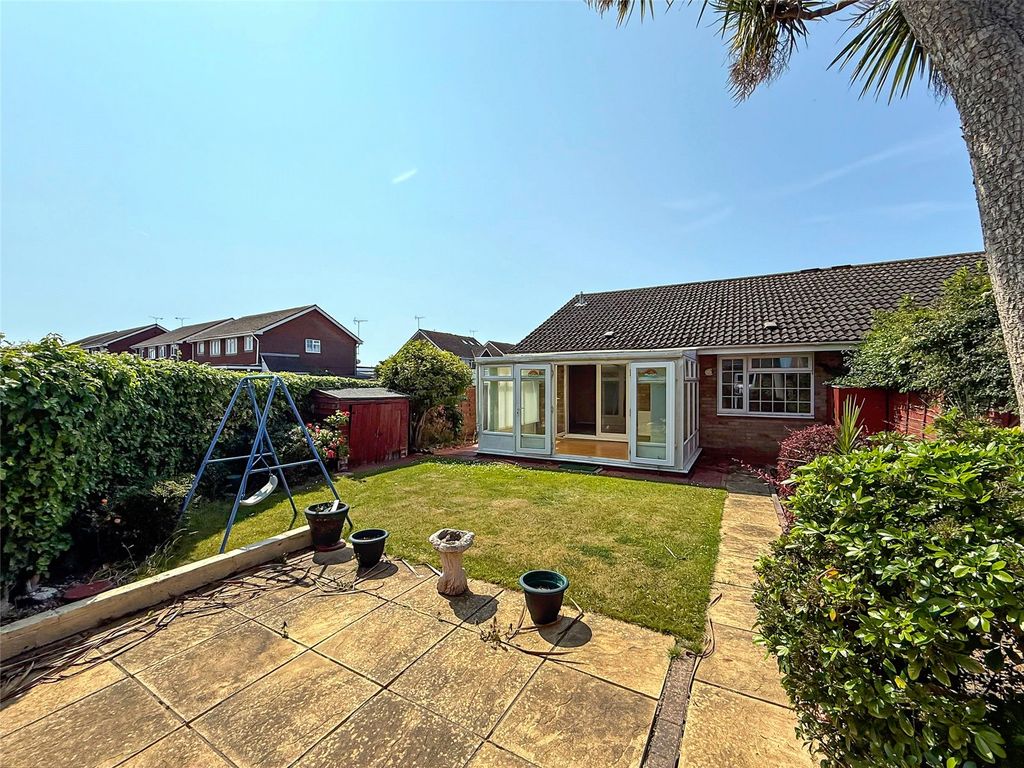 Property photo 2 of 22 Picture No. 04