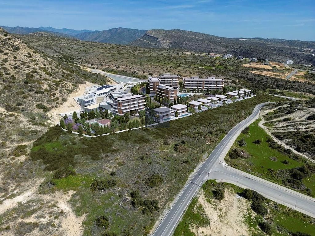 Property photo 3 of 5