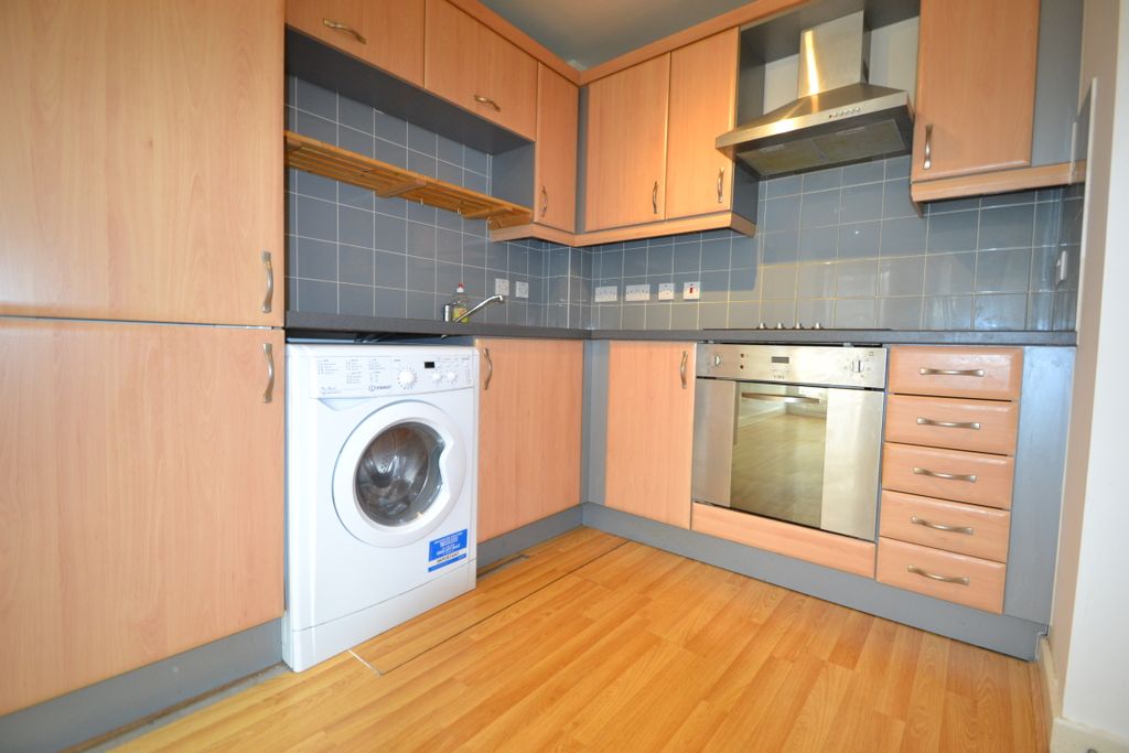 Property photo 2 of 6
