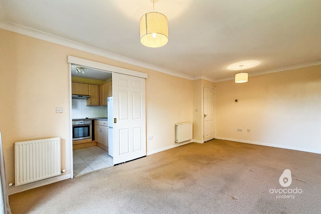 Property photo 3 of 9 5674895