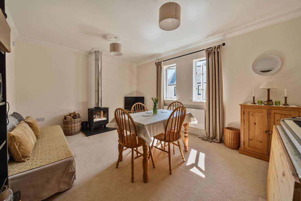 Property photo 3 of 15 Sitting Room