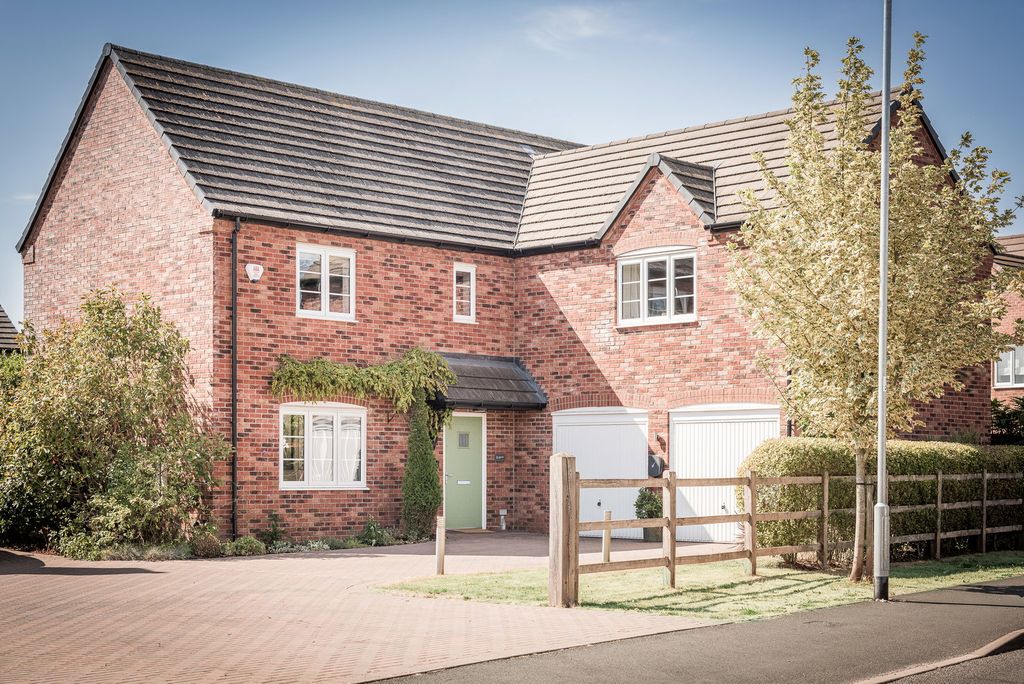 Property photo 1 of 71