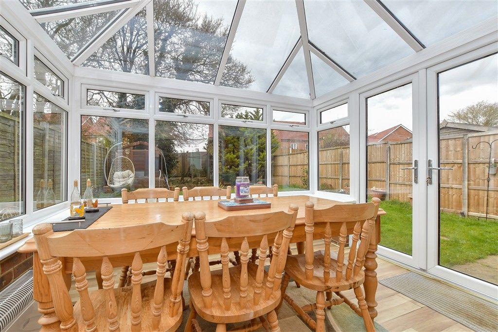 Property photo 3 of 14 Conservatory