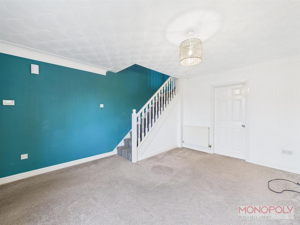 Property photo 2 of 16 Cam01943G0-Pr0579-Still003.Jpg