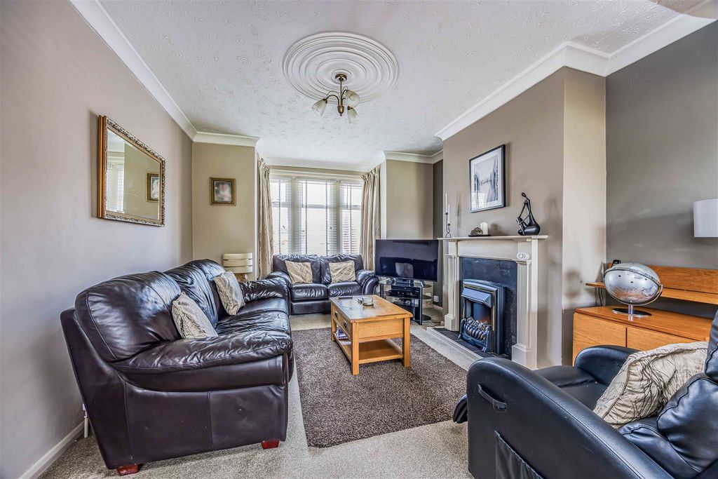 Property photo 3 of 24 68 Baffins Road, Portsmouth-Small-Porticomarketing