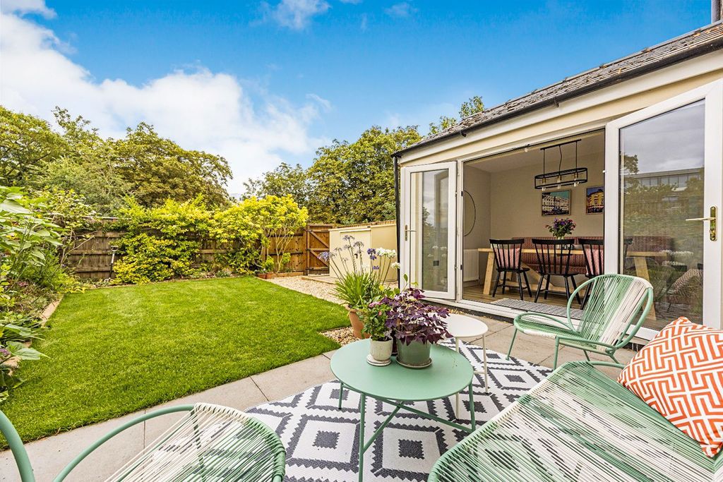 Property photo 3 of 15