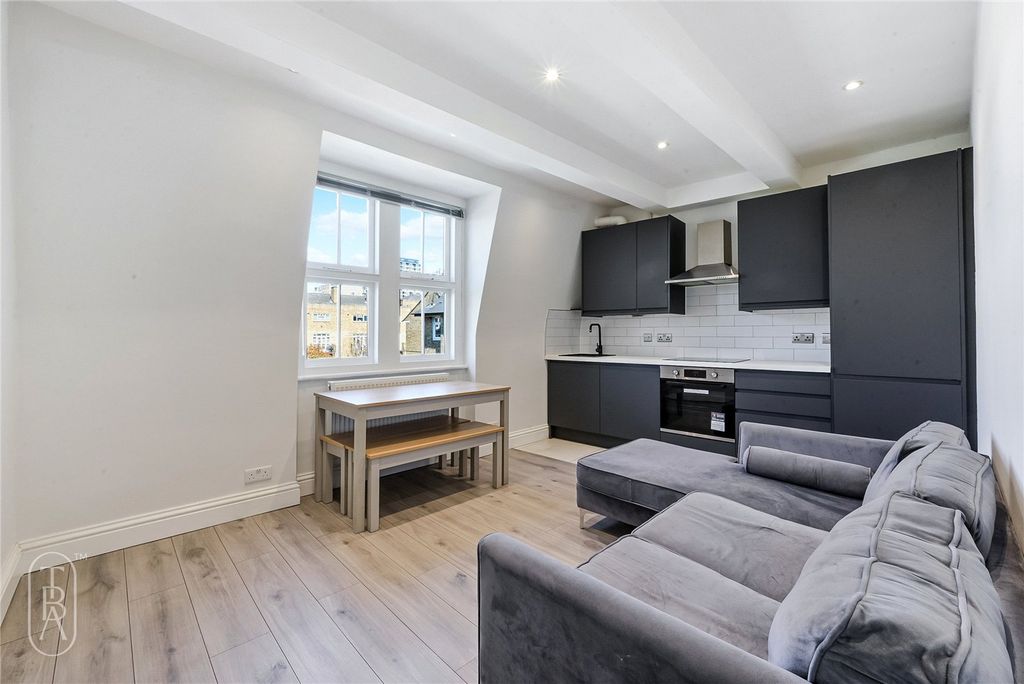 Property photo 2 of 12 Picture No. 07