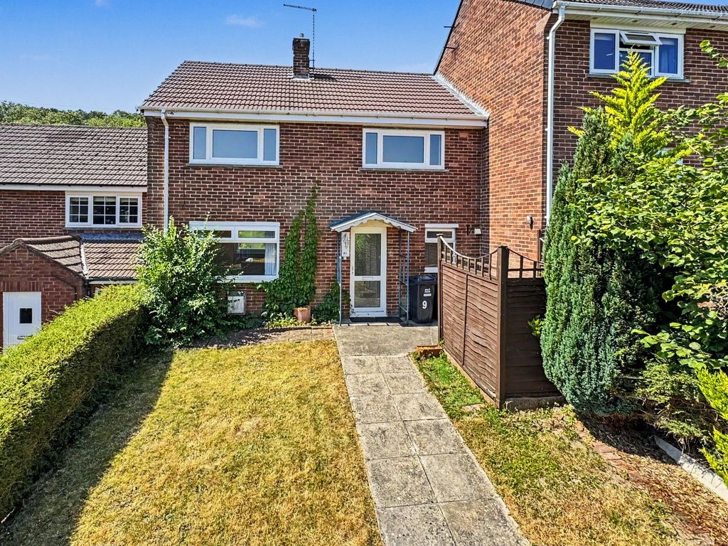 Property photo 1 of 9