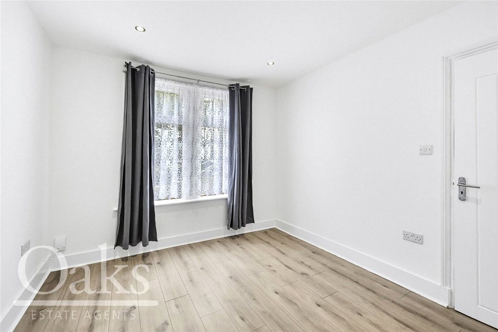 Property photo 2 of 12 Picture No. 09