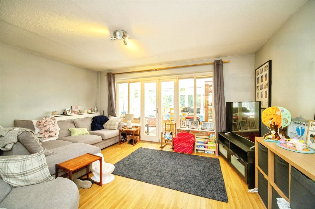 Property photo 3 of 10 Picture No. 06