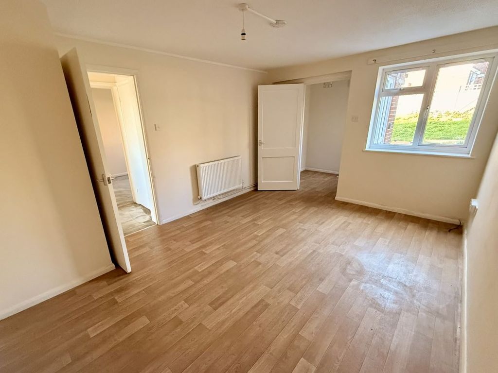 Property photo 2 of 9 Image 2