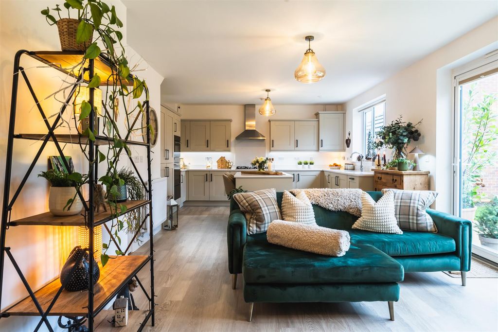 Property photo 2 of 50 Living Kitchen