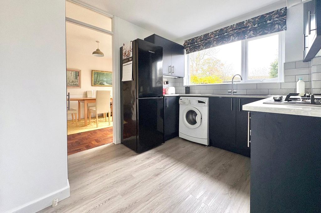 Property photo 2 of 12 Picture No. 04