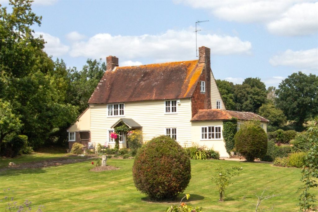 Property photo 1 of 12 Oak Cottage