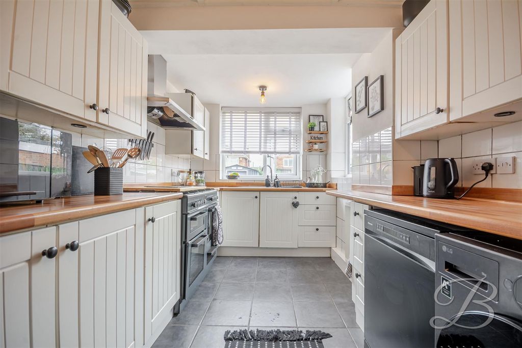Property photo 2 of 27 Ccltd-2.Jpg