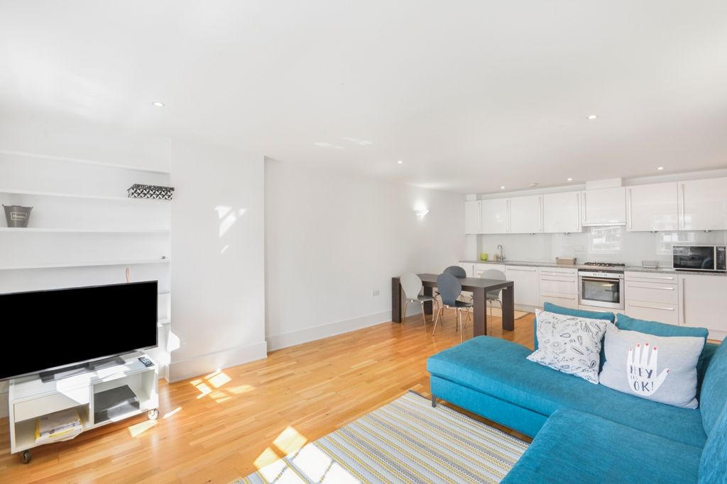 Property photo 2 of 11 Kings Apartments