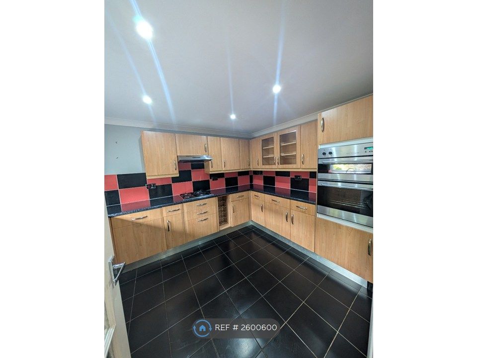 Property photo 2 of 2 Kitchen