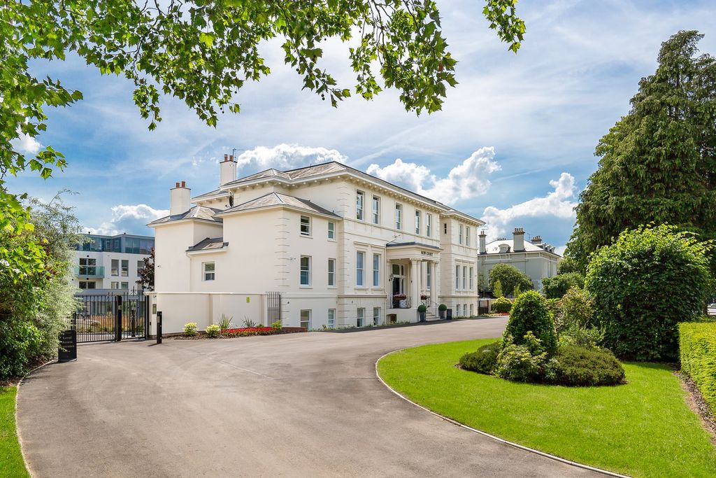 Property photo 1 of 26