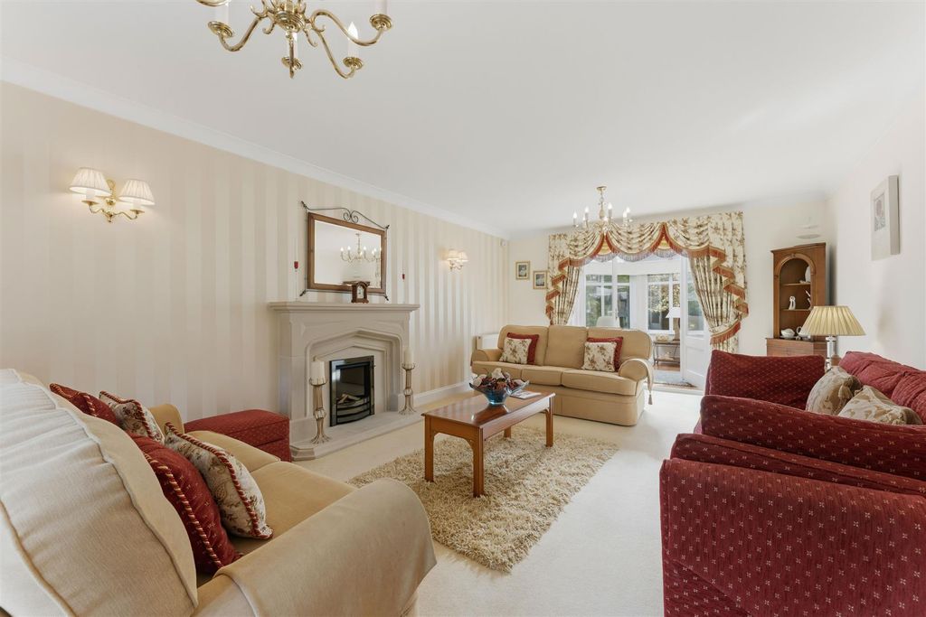 Property photo 2 of 58 Home_02.Jpg