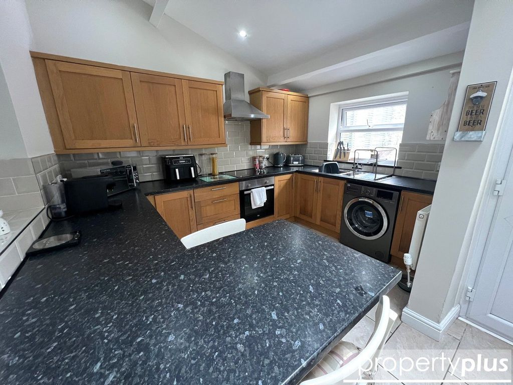 Property photo 1 of 15 Picture No. 08