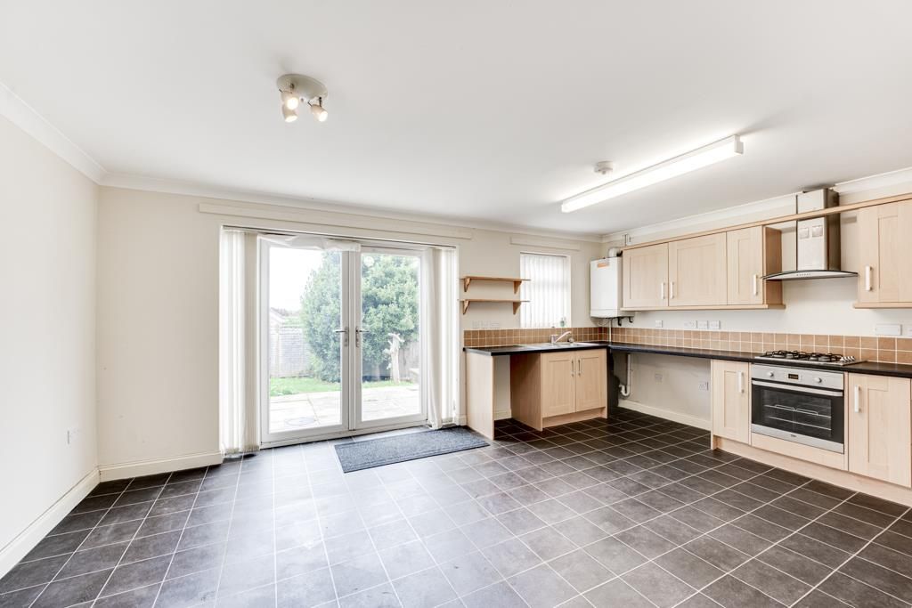 Property photo 2 of 23 59A Harrington Road, Rothwell-12.Jpg