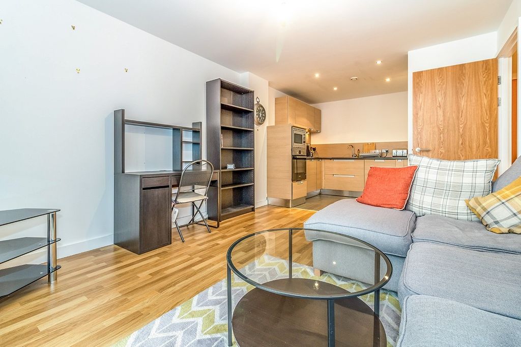 Property photo 3 of 8 Open Plan Living Roo