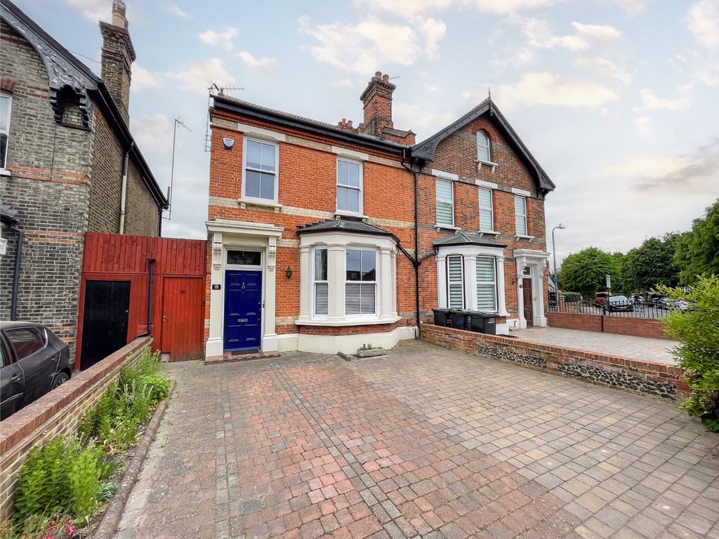 Property photo 1 of 27 4136560