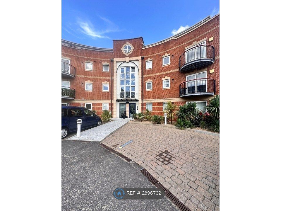 Property photo 1 of 8