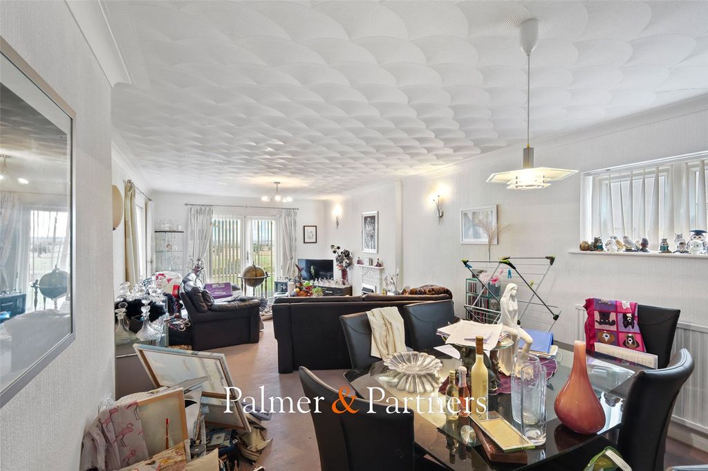 Property photo 2 of 13 Picture No. 01