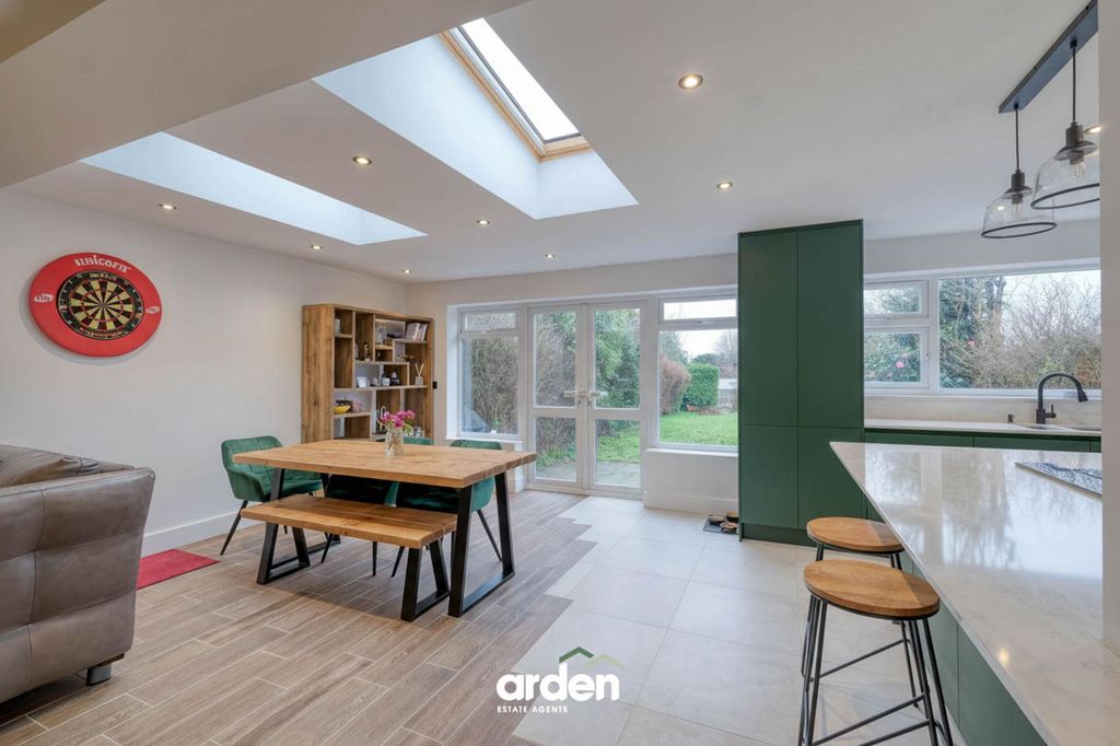 Property photo 3 of 24