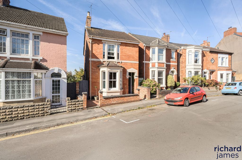 Property photo 1 of 24 9F363105Fbce4495A1566F8333ce7bbc