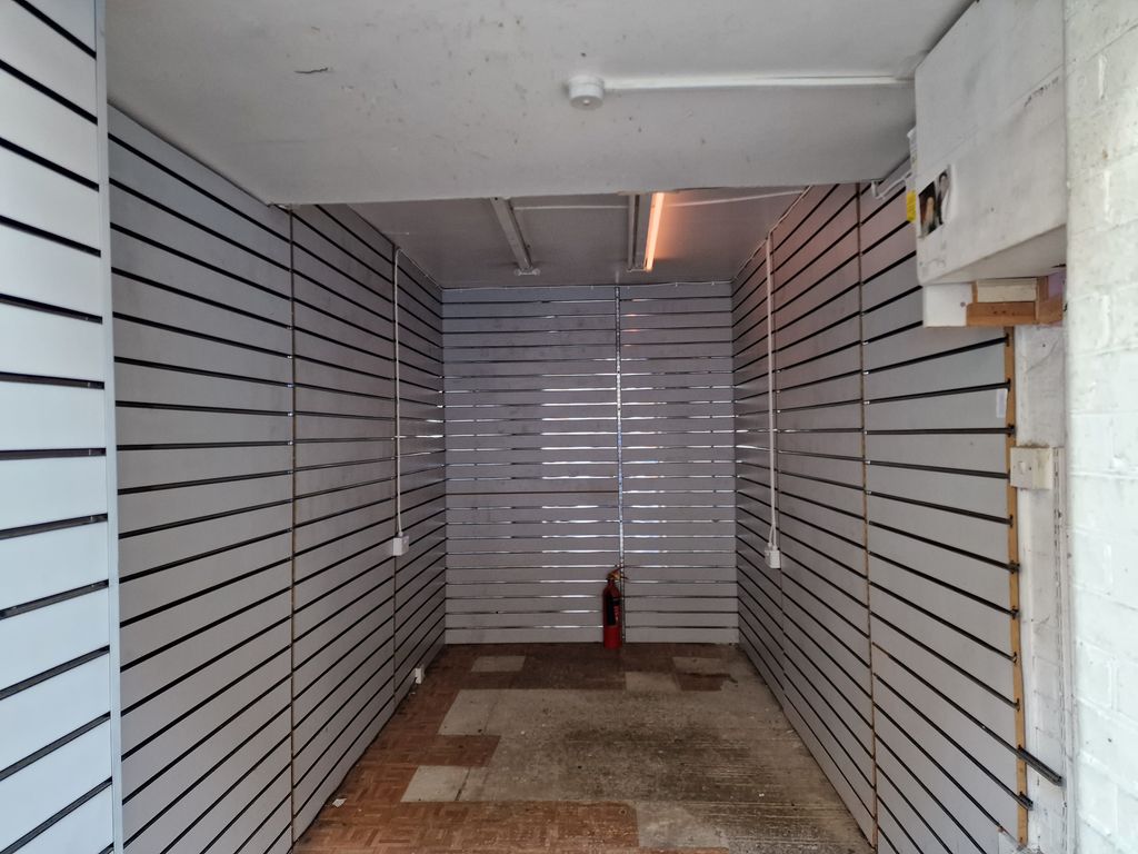 Property photo 2 of 3