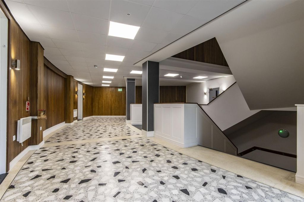 Additional image 4 of 1 bed flat for saleKnightsbridge Court, West Bars, Chesterfield S40